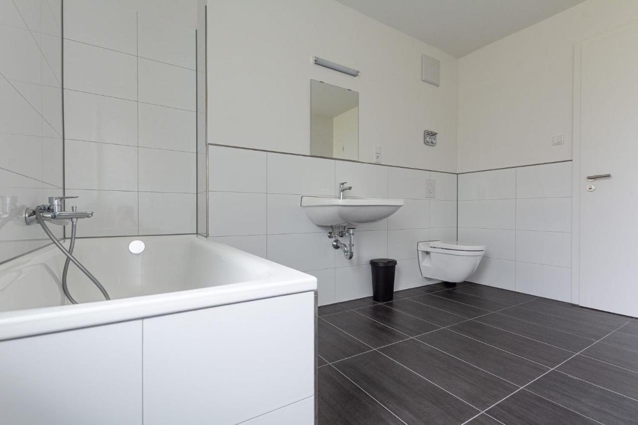 T&K Apartments - Bergisch Gladbach - 3 Comfortable Apartments - 18 Min To Fair Messe Cologne Exterior foto