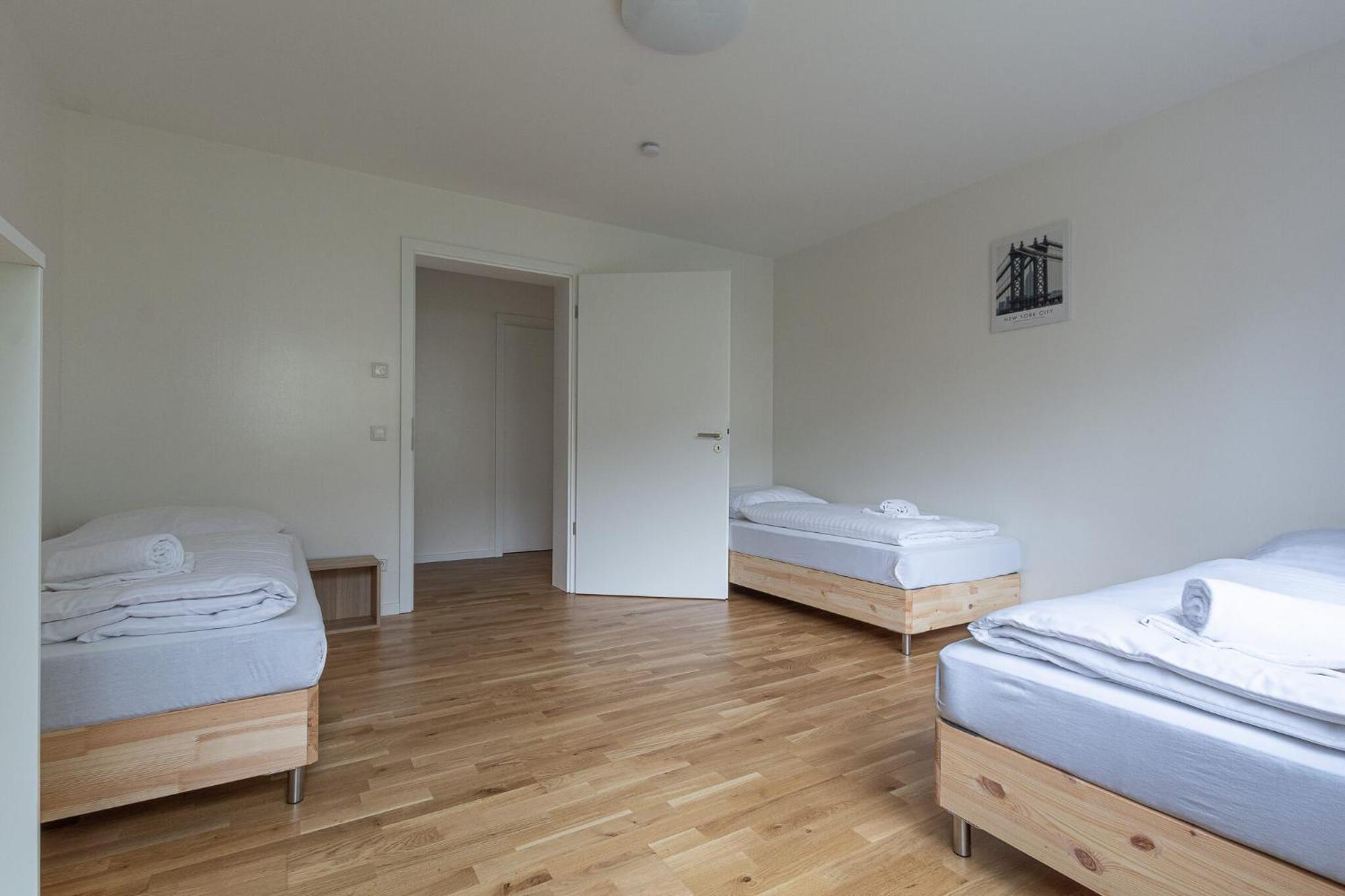 T&K Apartments - Bergisch Gladbach - 3 Comfortable Apartments - 18 Min To Fair Messe Cologne Exterior foto